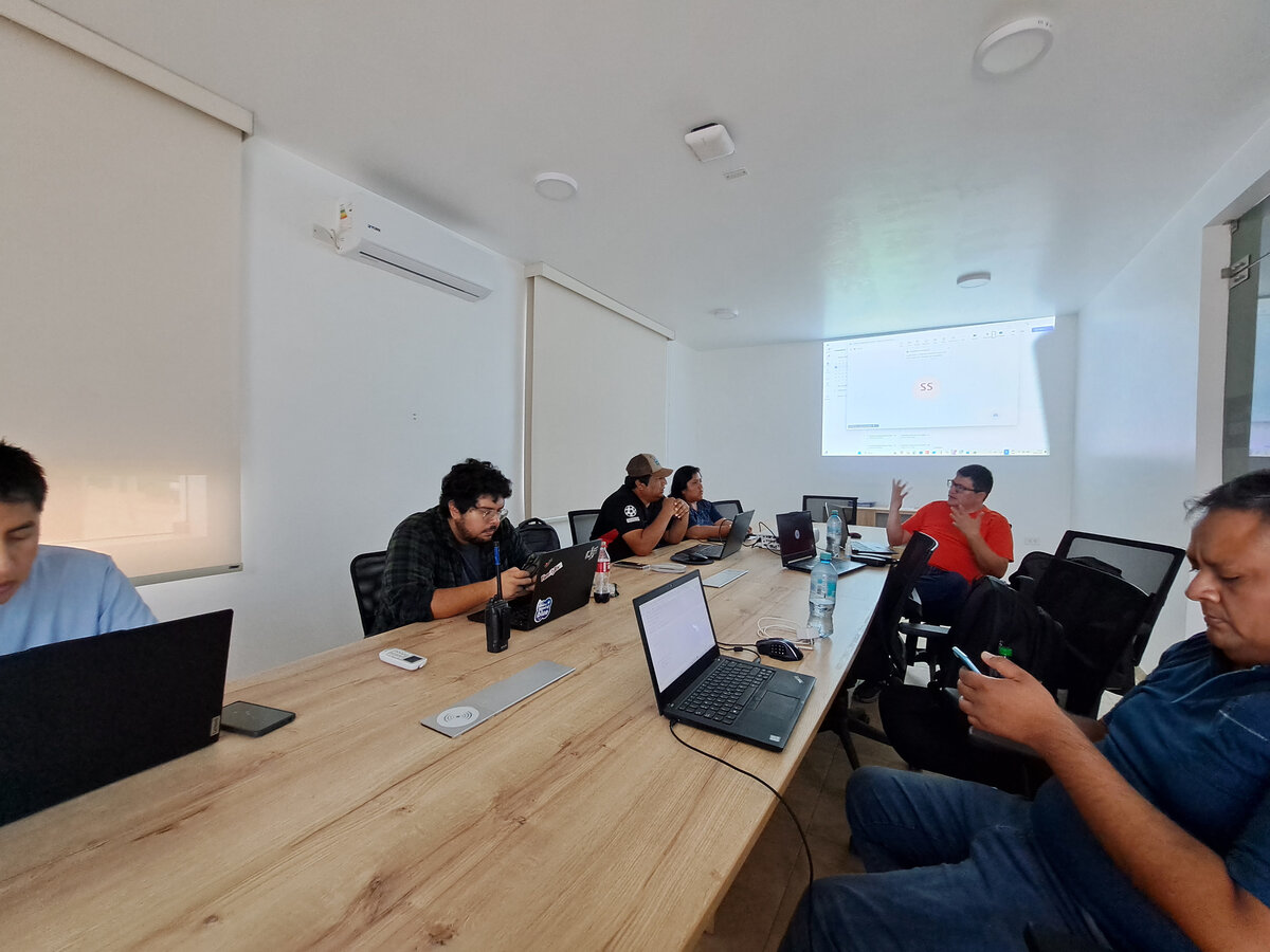 Comité técnico con SF